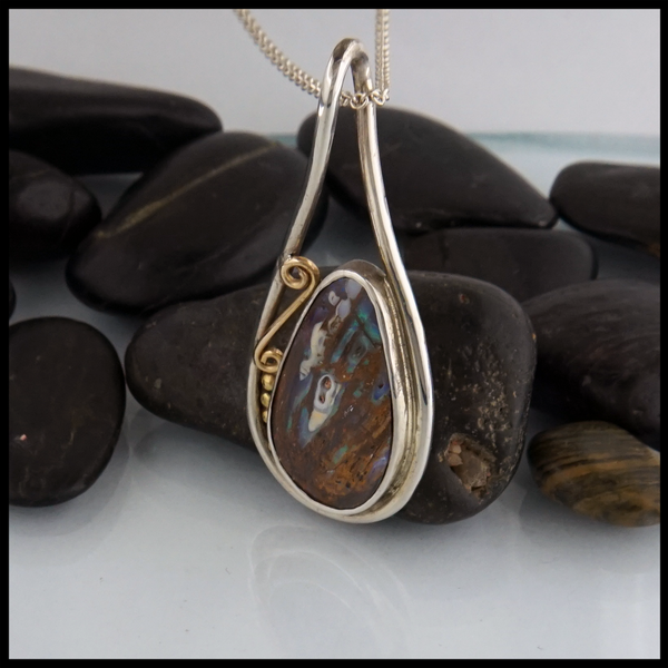 18Y Spiral and Beads, Opal