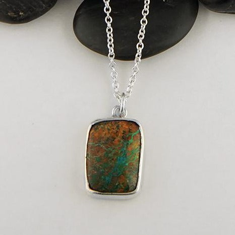 Azurite pendant with pinetree