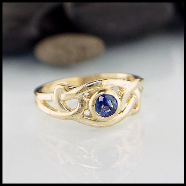 Fiona's Knot ring in 14K White Gold with Sapphire