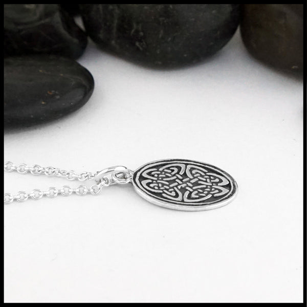 side view of pendant 