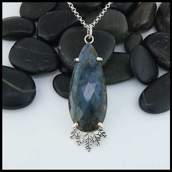 Rose cut labradorite pendant in sterling silver