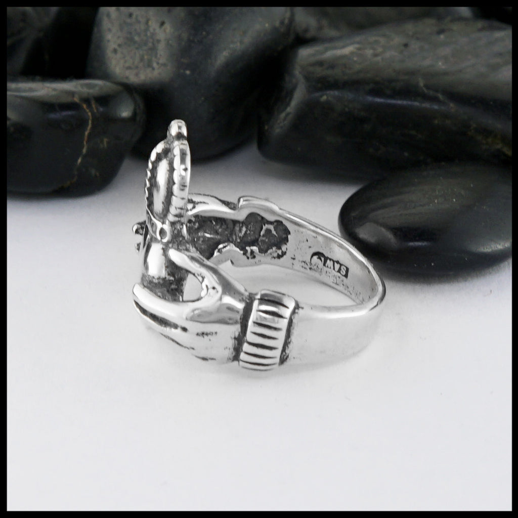 claddagh ring
