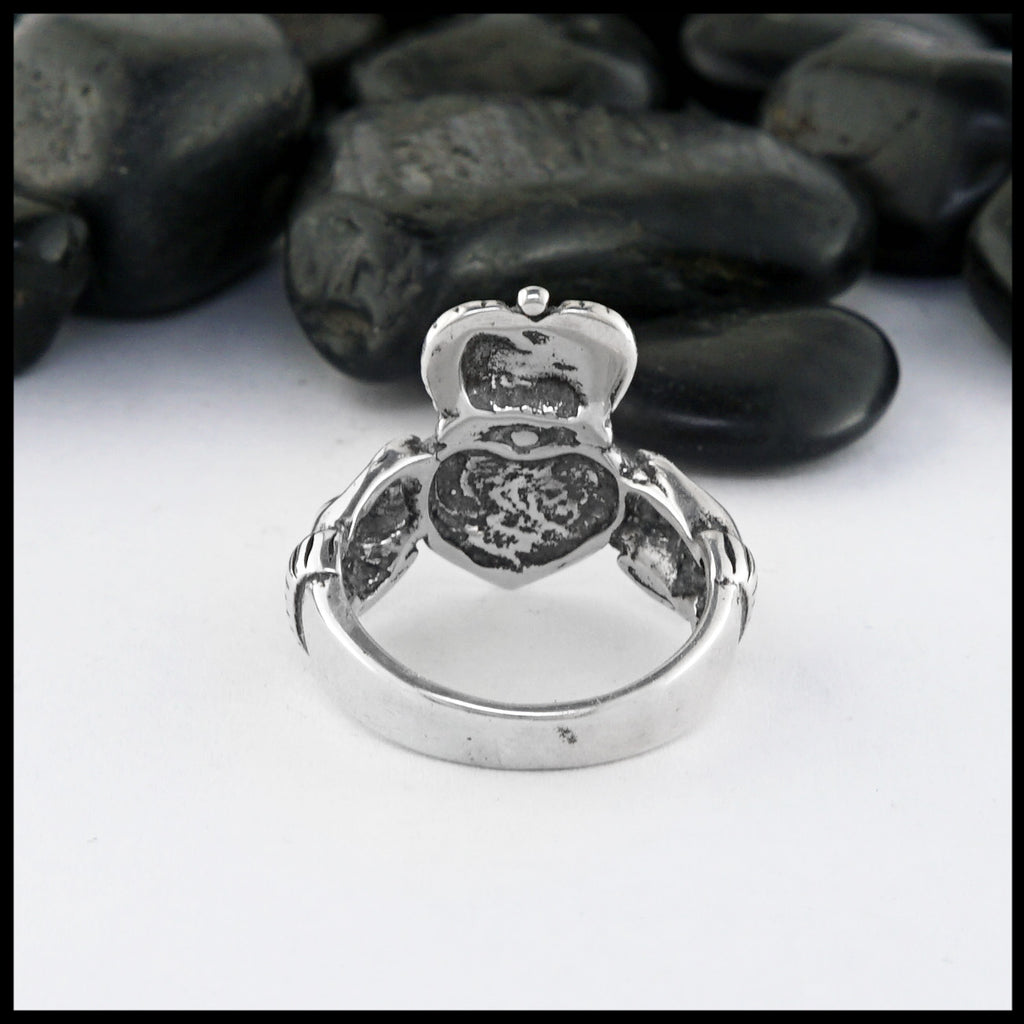 claddagh ring