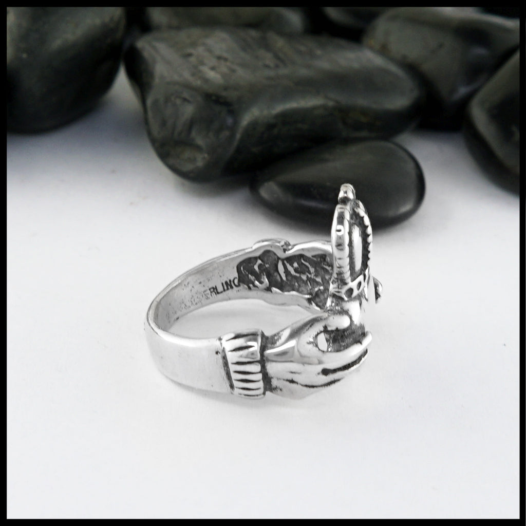 claddagh ring