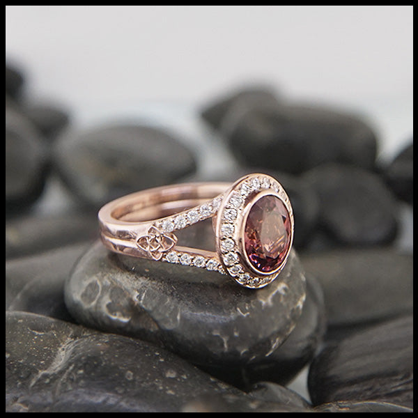 Malaya Garnet and Diamond Starlight Ring in 14K Rose gold