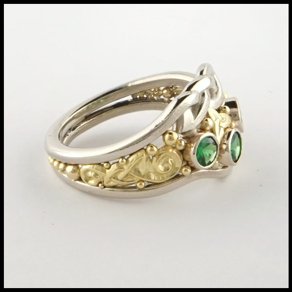Celtic Statement ring in two tone gold with Tsavorite