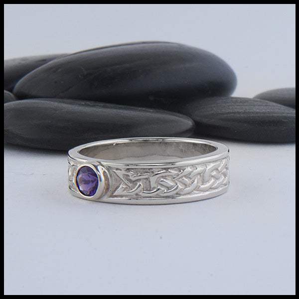 Josephine's Knot band in 14K White gold with Amethyst