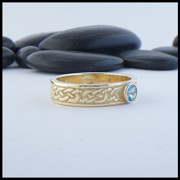 Josephine's Knot band in 14K Yellow gold with Blue Topaz