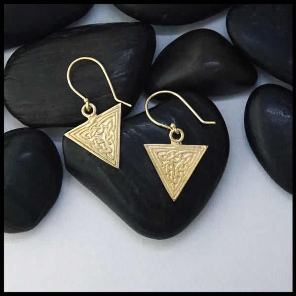Gold Ornate Triangle Celtic Knot