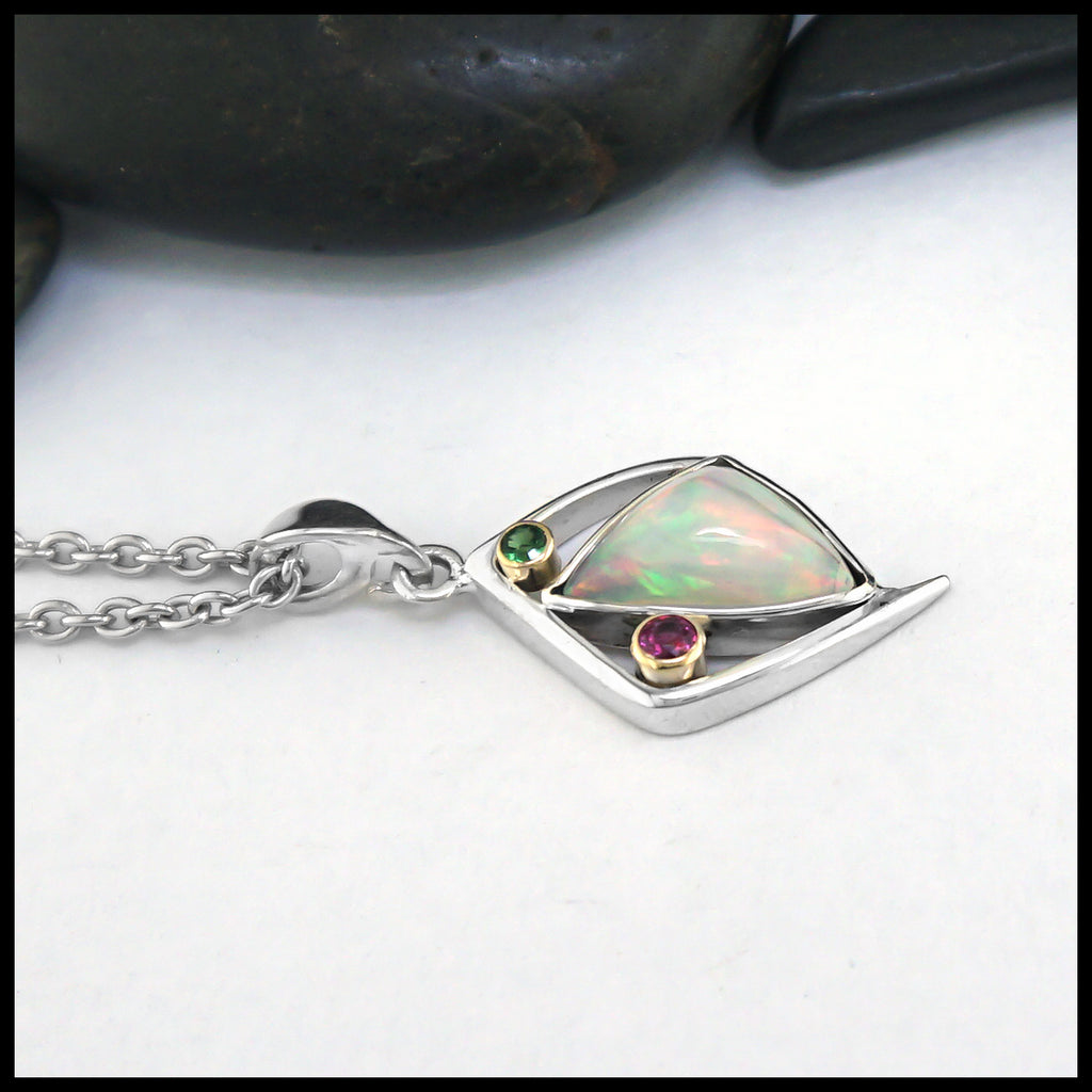 Sterling Silver pendant with Gemstones