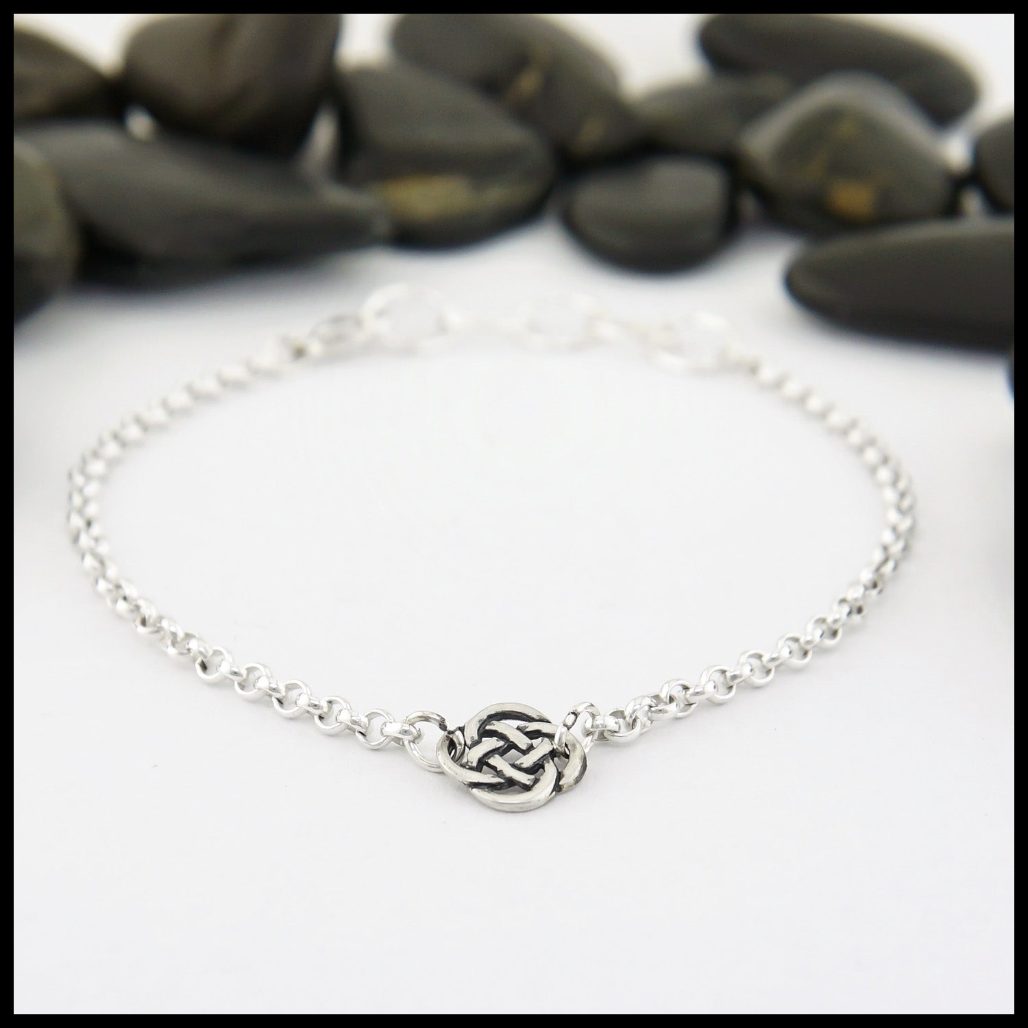 Celtic Chain Bracelet in Silver dimensions