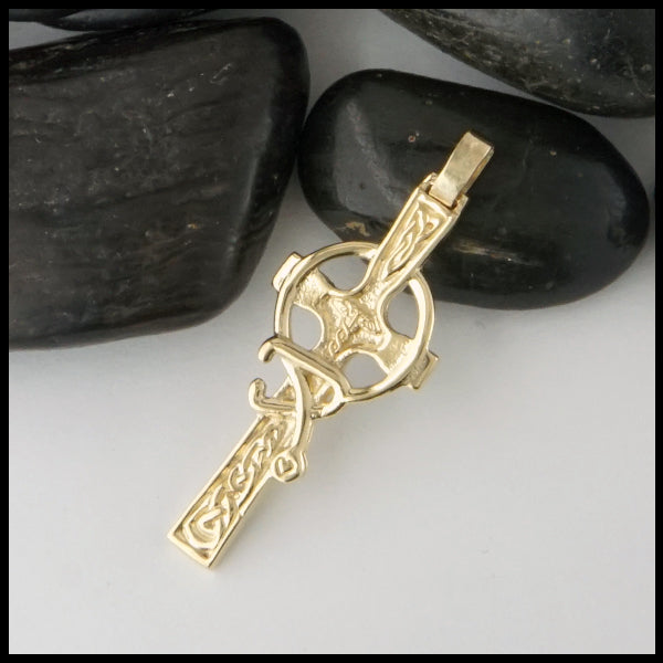 Nurses Cross in 14K Gold