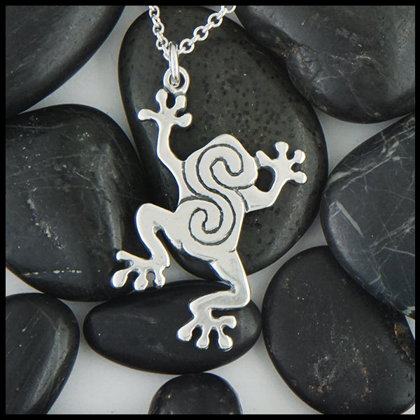 Celtic frog pendant in sterling silver.