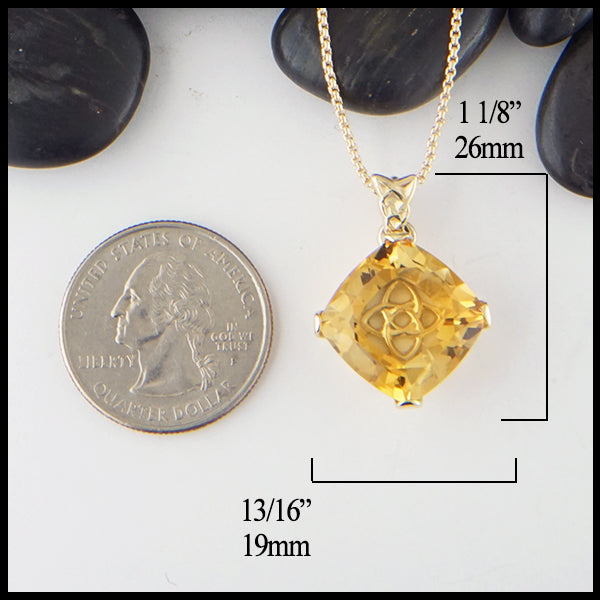 Starlight Citrine pendant in gold