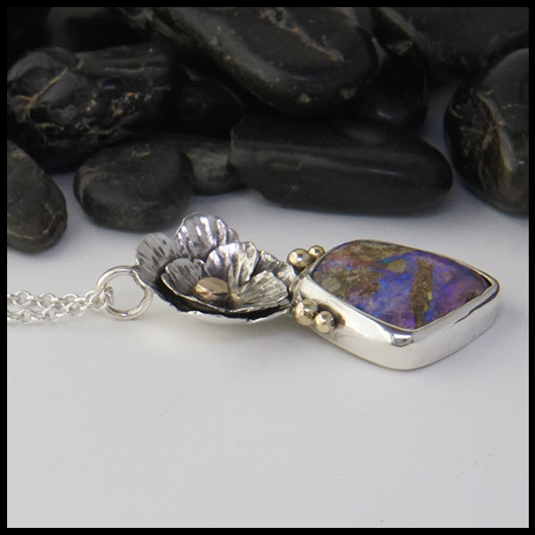 Floral pendant in sterling silver, 14K rose gold, 18K yellow gold with Australian opalized wood. 