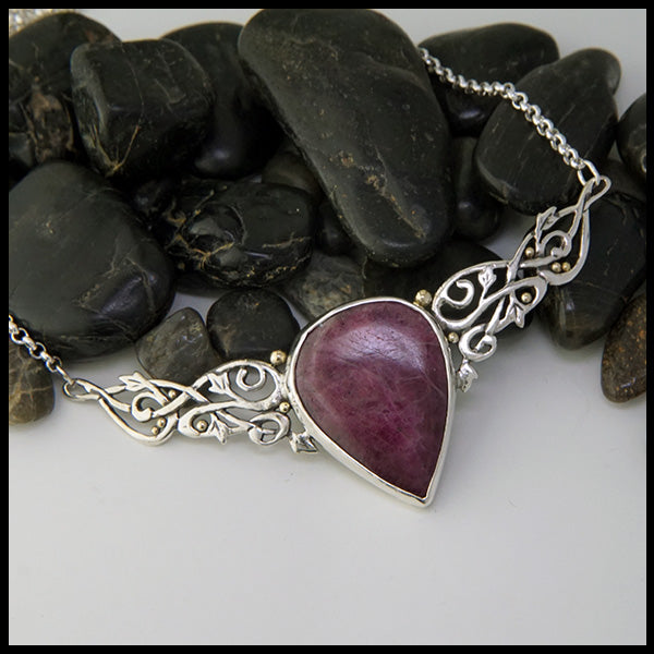 Ruby Ivy Bar pendant in silver and gold