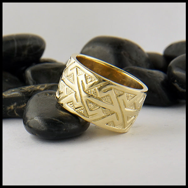Wide Pictish Key Pattern in Gold