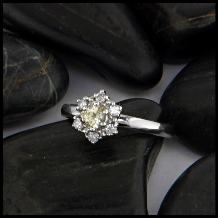 diamond flower ring