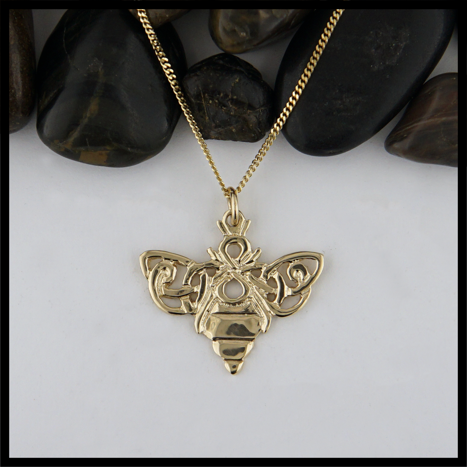 Bee Pendant in Solid Gold - Talu RocknGold