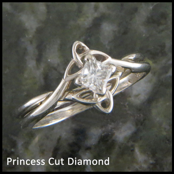 Triquetra Interlocking Engagement Ring Wedding Set with Diamond