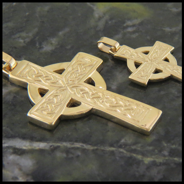 Traditional Celtic Knot Cross in 14K Gold
