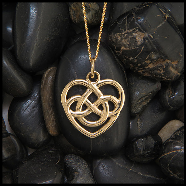 How to Make a Celtic Heart Knot Necklace with Ribbon- Pandahall.com