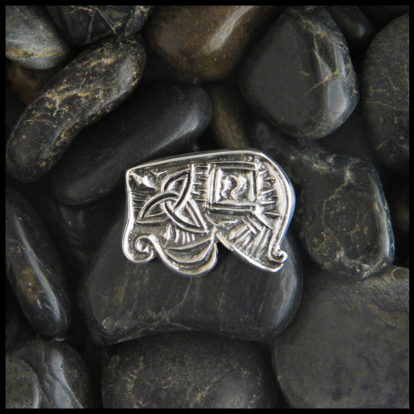 Triquetra pin in Sterling Silver