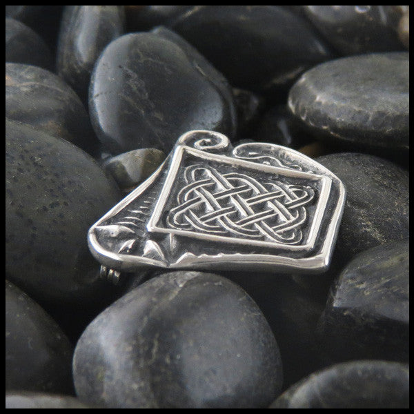 Unique Celtic Knot pin in Sterling Silver