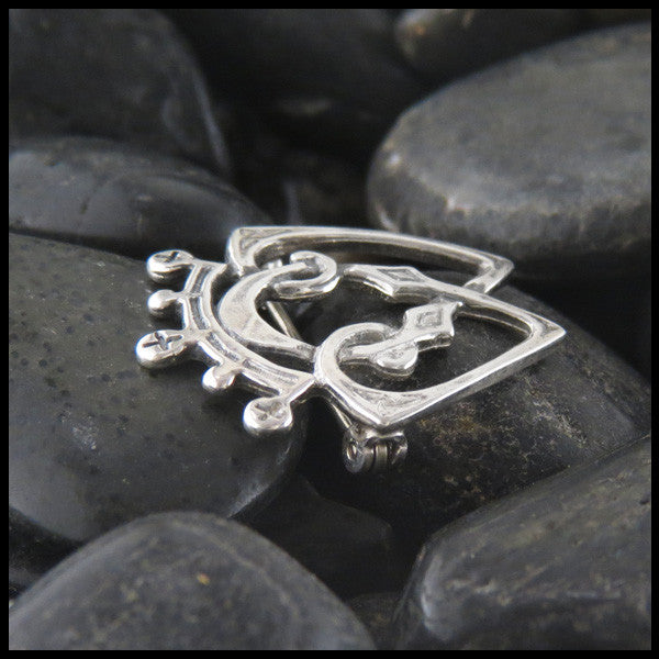 Small Scottish Luckenbooth brooch in Sterling Silver