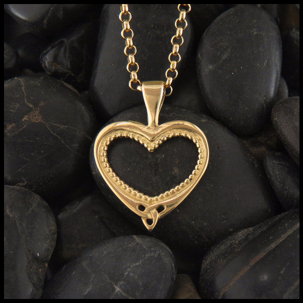 Ornate Celtic heart pendant in 14K Yellow, Rose and White Gold