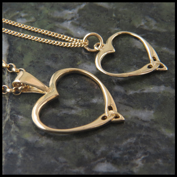 Simple Celtic Heart Knot pendant in 14K Yellow, Rose and White Gold