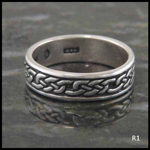 Josephine's Knot Band in Silver