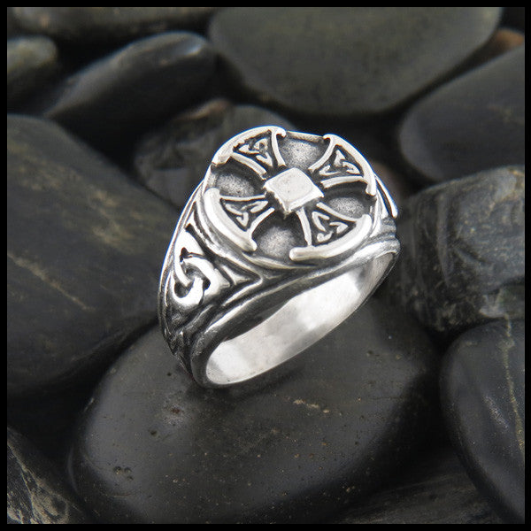 Large Men's Celtic Cross Ring in Sterling Silver