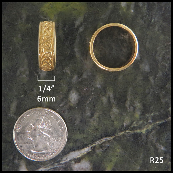 Celtic Heart Knot Wedding Band Ring in 14K Gold