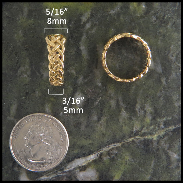 Celtic Knot Ring Band in 14K Gold