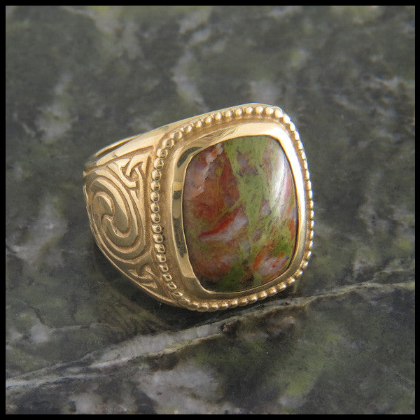 Celtic Knot Signet Ring with Bloodstone in 14K Gold