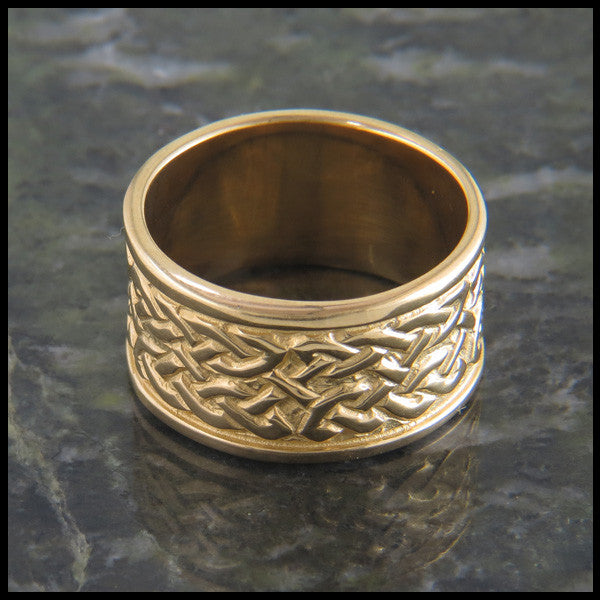 Wide St. Andrew's Knot Band Ring in 14K Gold