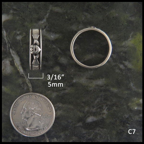 Walker Metalsmiths custom Celtic Claddagh Band Ring C7 measures 5mm