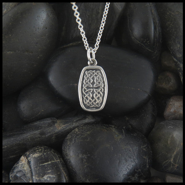 Celtic Knot pendant in Sterling Silver