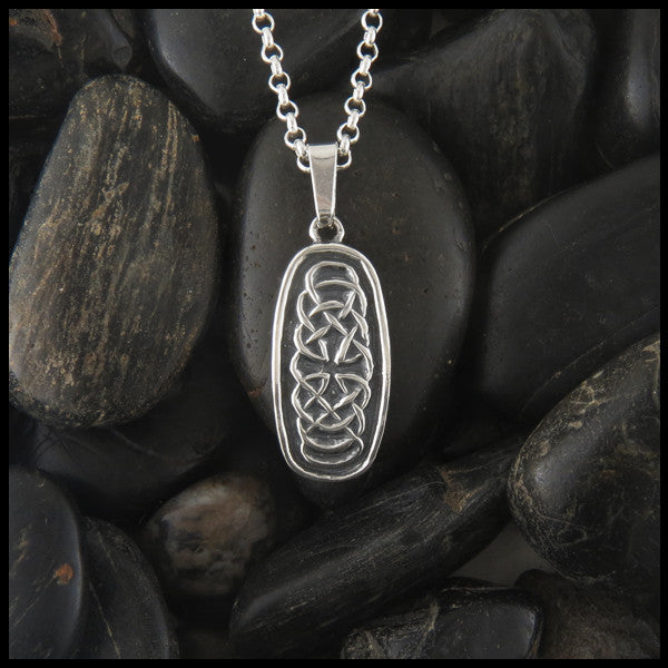 Celtic Knot pendant in Sterling Silver