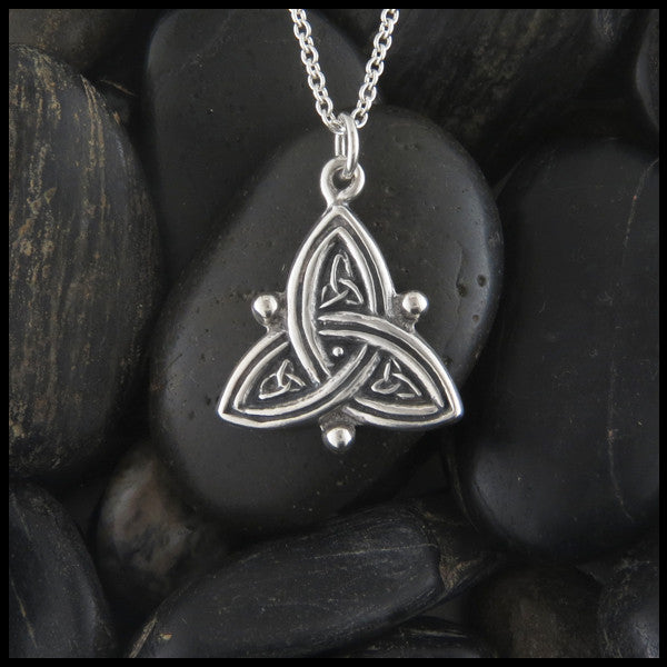 Trinity Knot pendant in Sterling Silver