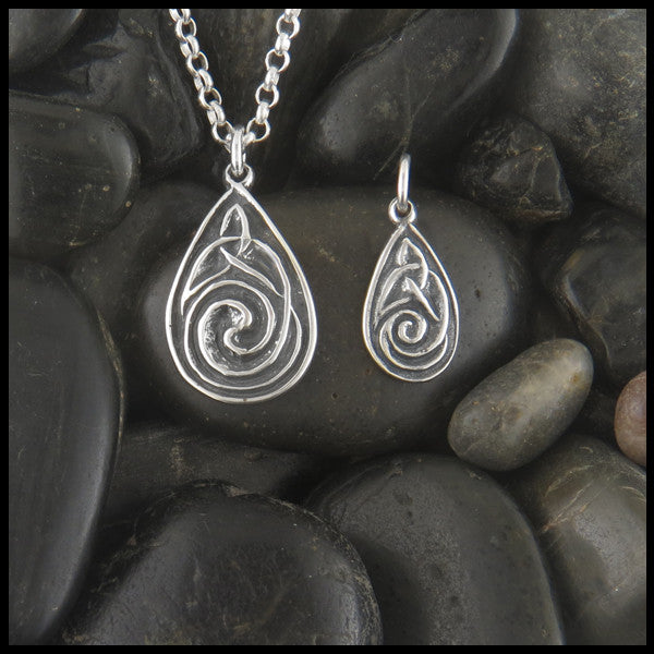 Teardrop Triquetra pendant in Sterling Silver
