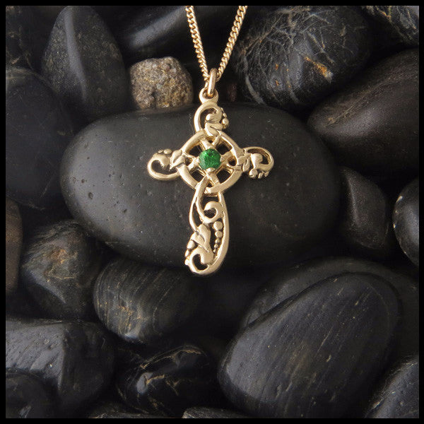 Diamond Emerald White Gold Celtic Trinity Knot Necklace
