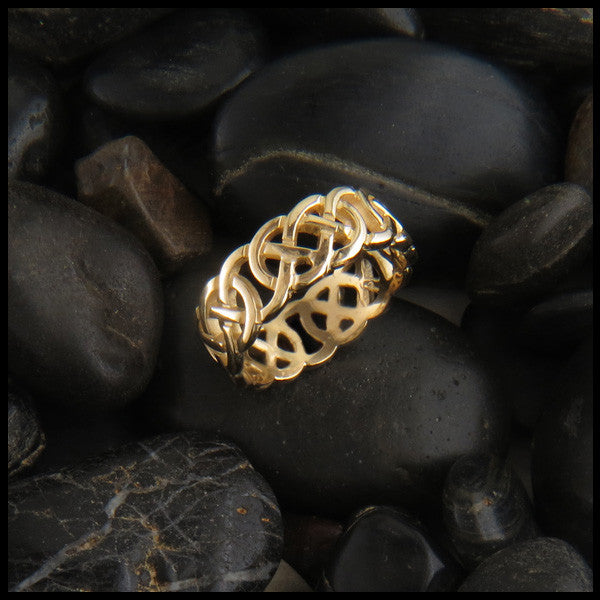 Open Josephine's Knot, Lover's Knot Celtic Ring Band in 14K Gold