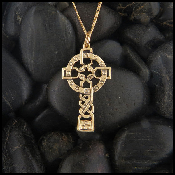 Open Celtic Knot Cross in 14K Gold