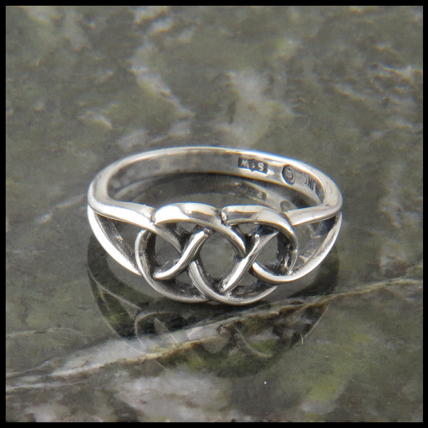 Celtic Love Knot Ring in Silver