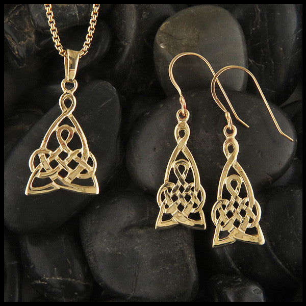 Mother's Knot Pendant and Earring set in 14K gold
