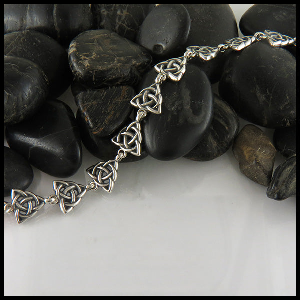 Celtic Open Trinity Knot Link Bracelet in Silver