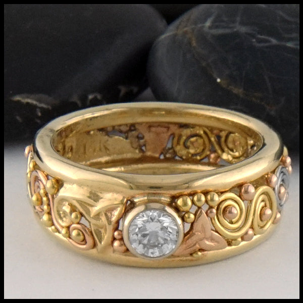 Diamond frame ring in 14K Yellow, White and Rose gold
