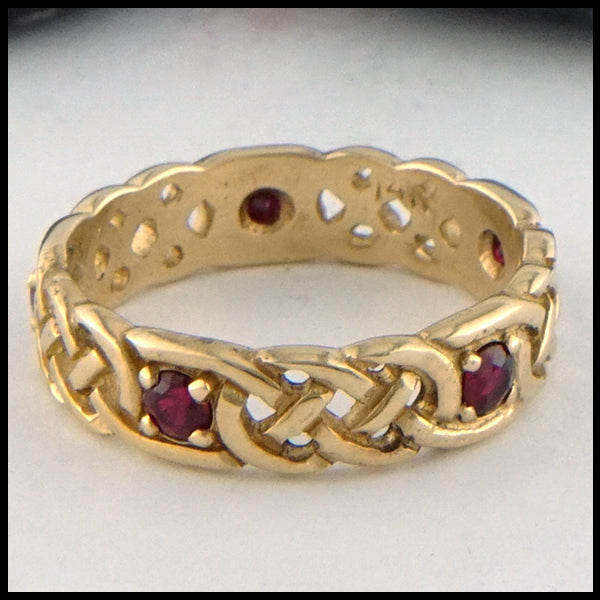 Josephine's Knot band in 14K Yellow gold with Ruby